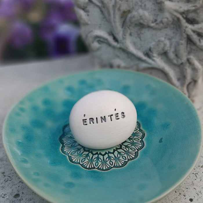 ÉRINTÉS - Magic words on ceramic pebbles