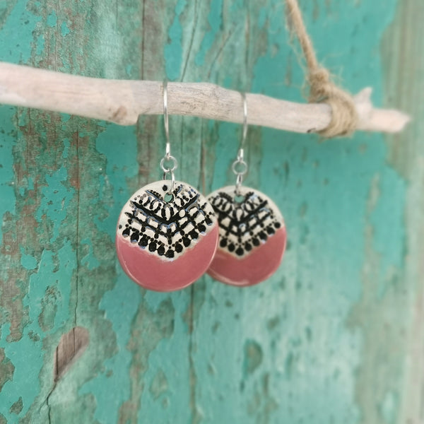 Mulberry geometric pattern ceramic earrings