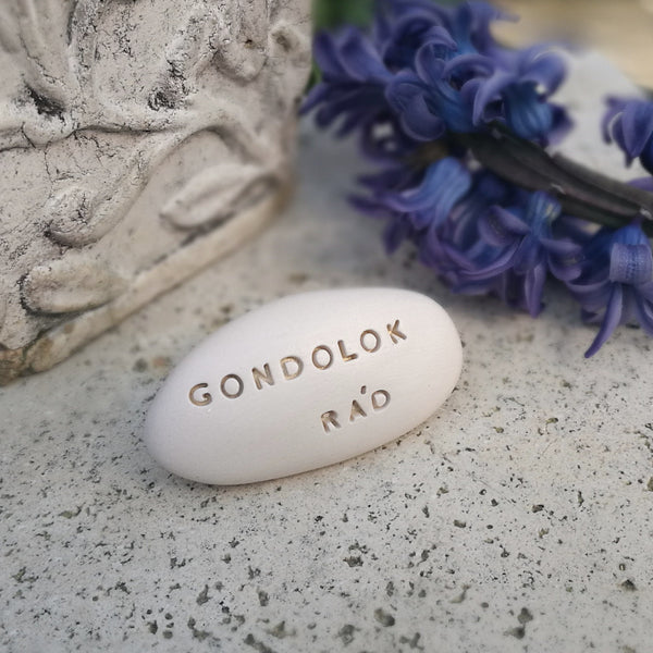 GONDOLOK RÁD - A sweet memory, a pebble of love