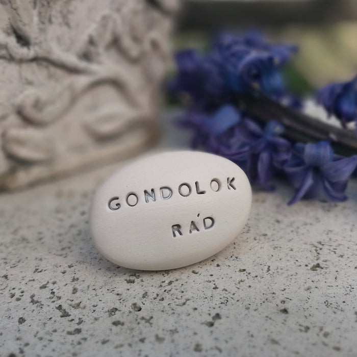 GONDOLOK RÁD - A sweet memory, a pebble of love