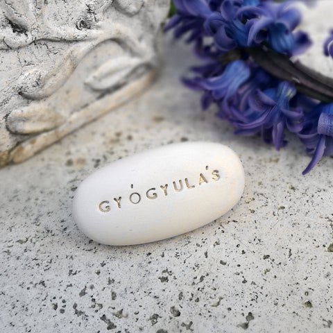 GYÓGYULÁS - Magic pebble with magic power inscription -