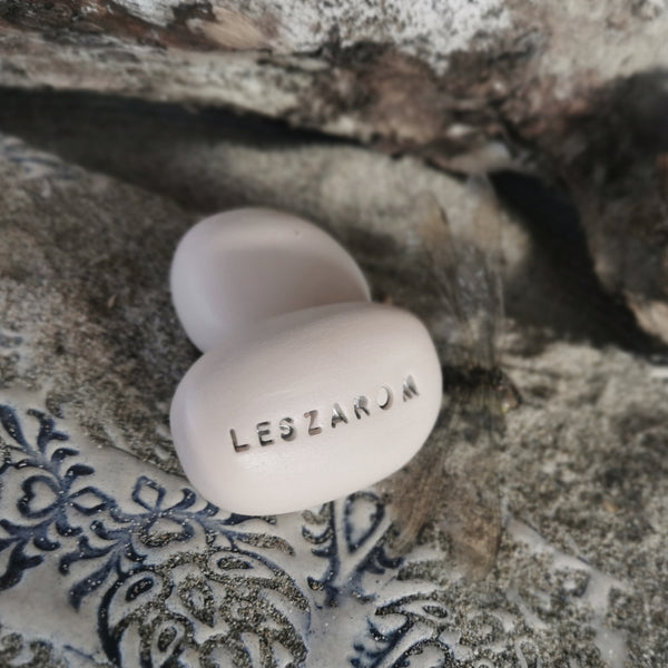 LESZAROM – Buono per tutto Magic Pebble 