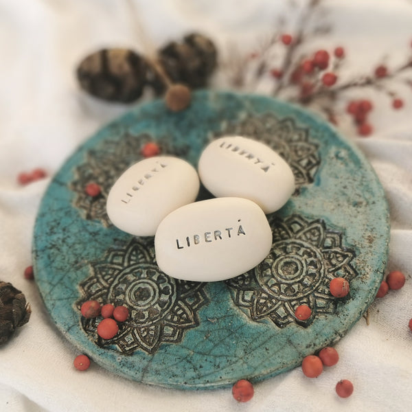 LIBERTÁ - Motivation ceramic pebble