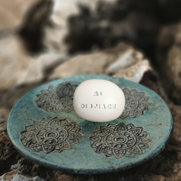 MI DISPIACE - Ceramic pebble with magic word